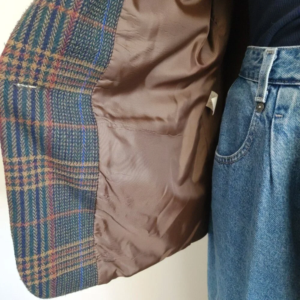 Vintage Plaid Blazer Size: 14P - Picture 12 of 16